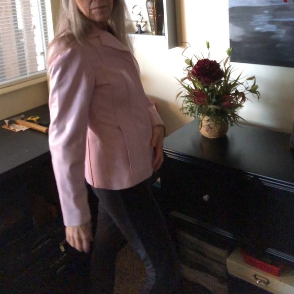 Que Pink Leather Jacket. - Picture 7 of 9